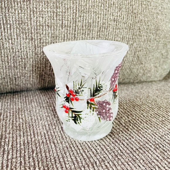 Small Winter Pine Cone Christmas Painted Votive with Tea Candle / Like New - Picture 1 of 2